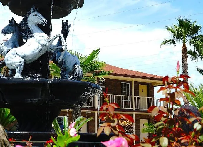 Savannah Inn And Suites Savannah Port Area