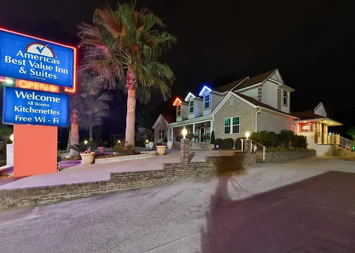 Savannah Inn And Suites Savannah Port Area