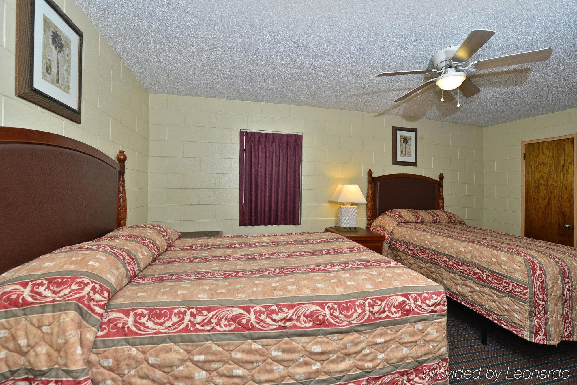 And Port Area Hotel 3*